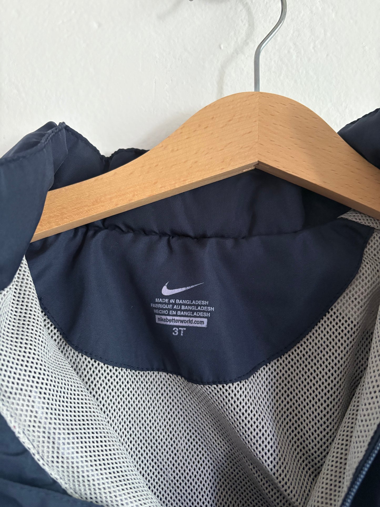 nike windbreaker (3T)