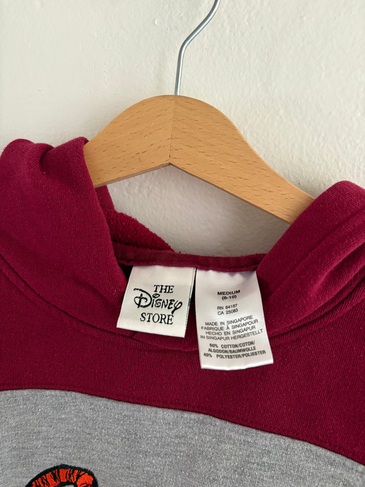 vintage tigger sweater (youth medium)