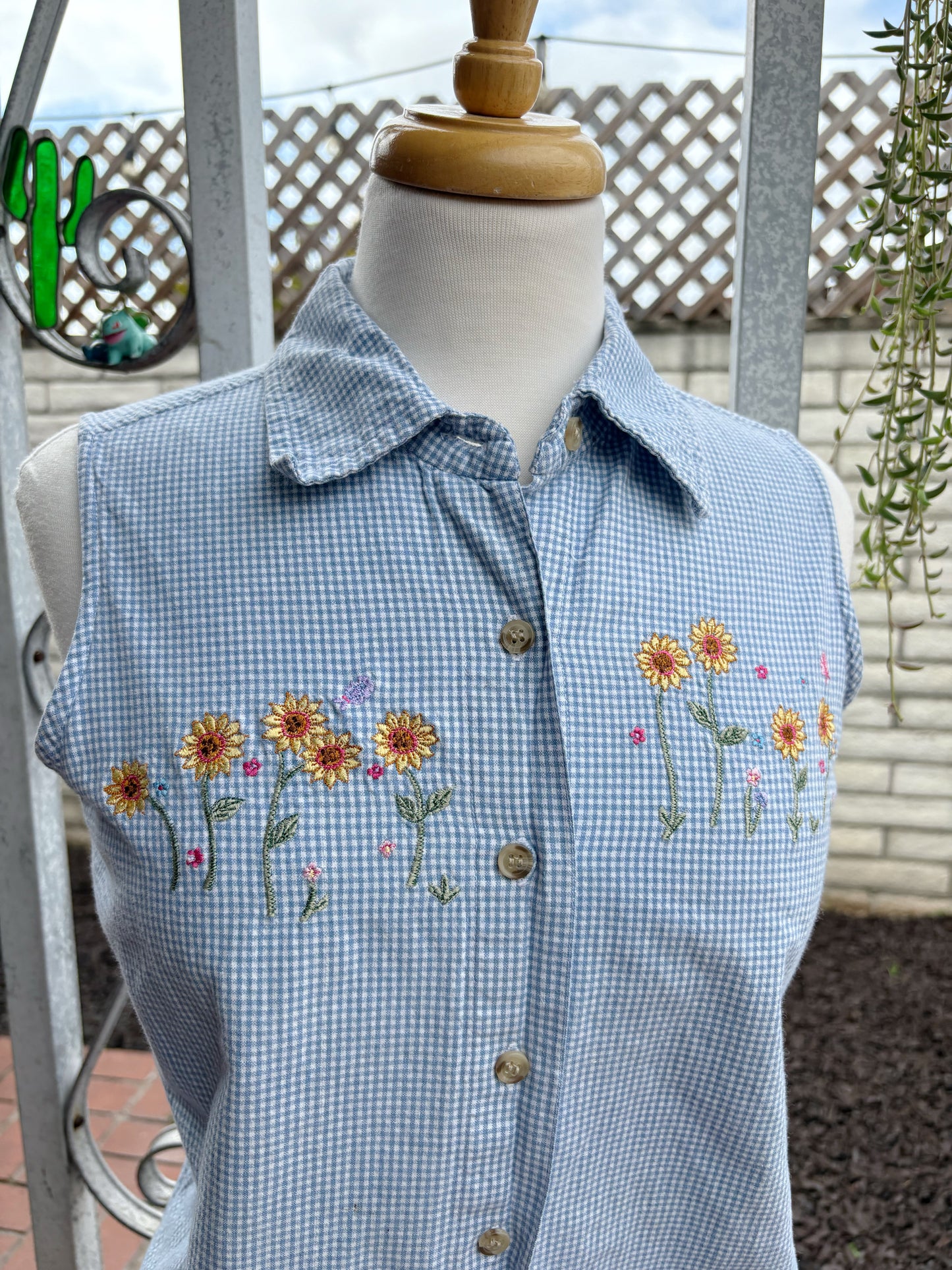 Vintage Sunflower button up