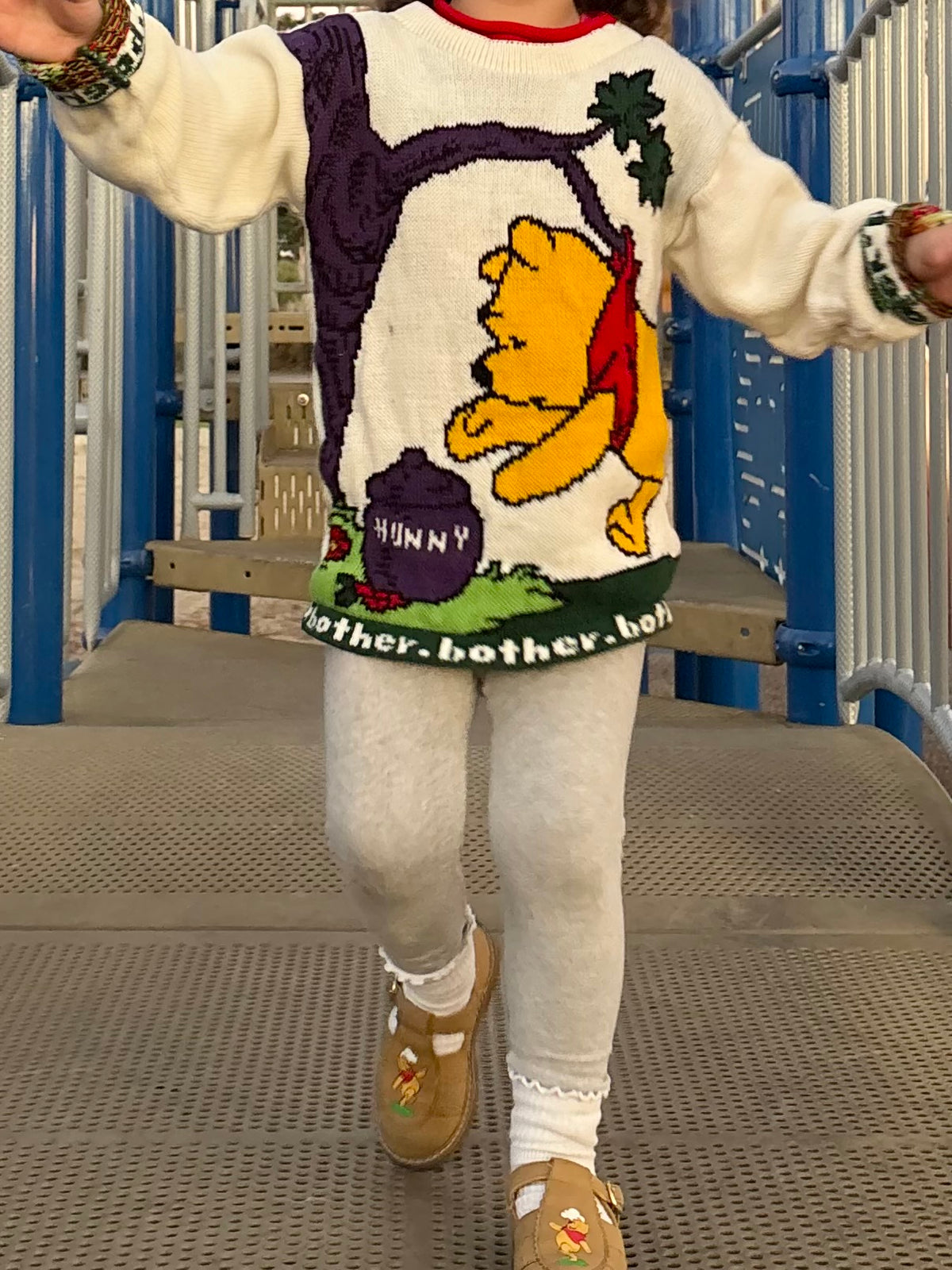 90's pooh knitted sweater (5/6)