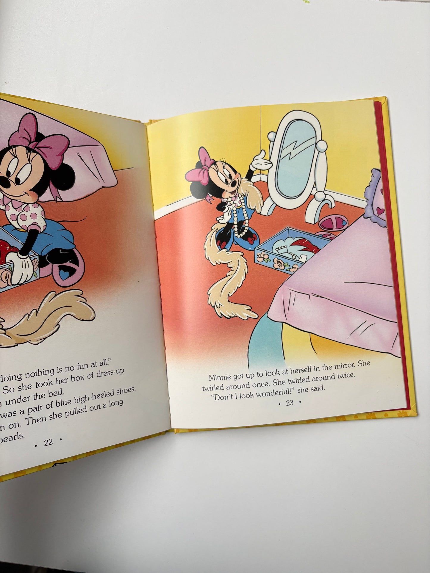 vintage minnie n me book