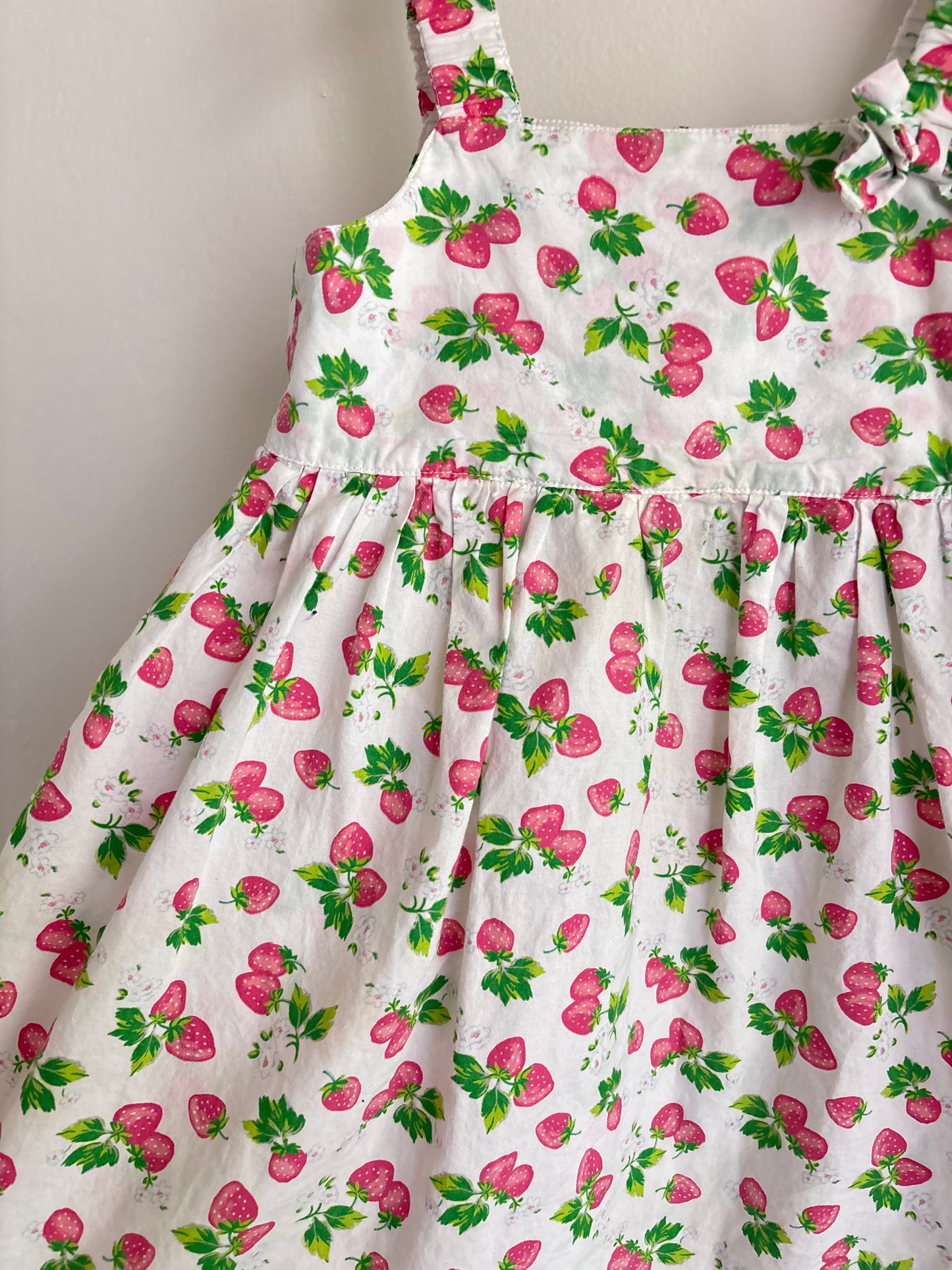 y2k strawberry dress (5T)