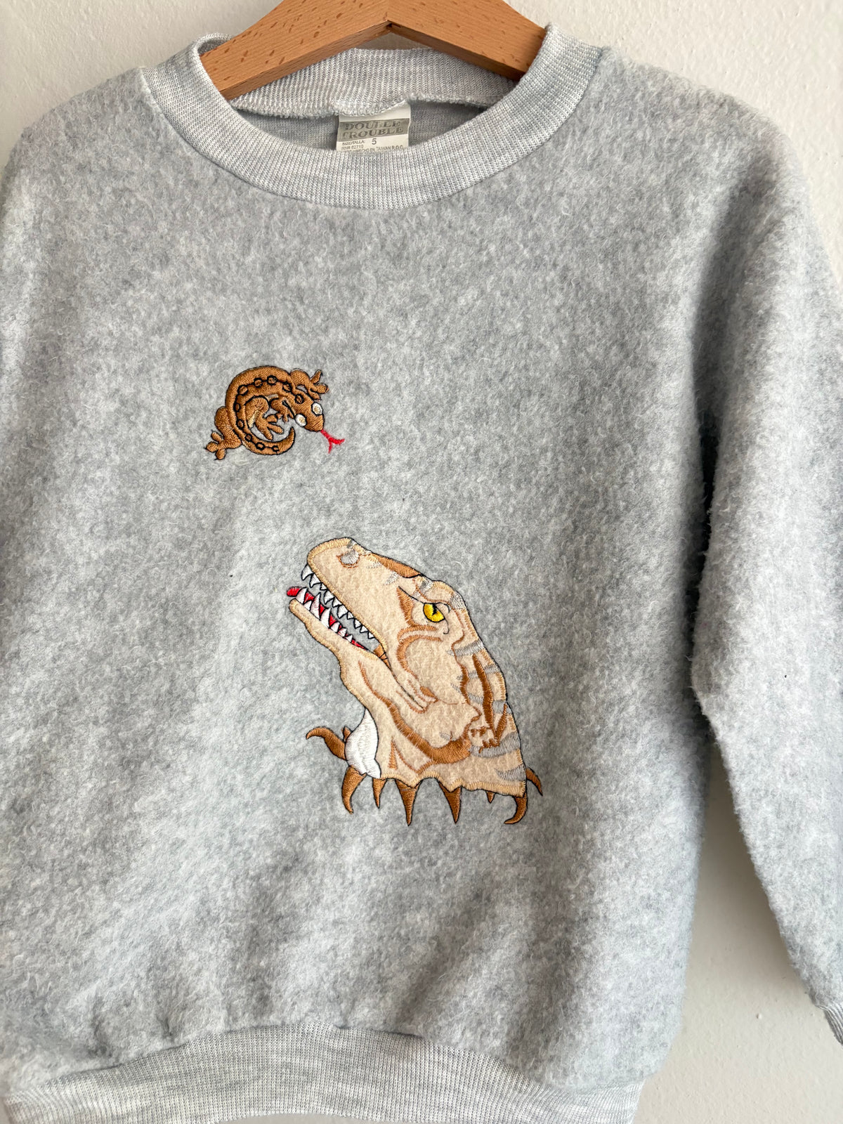 vintage dino crewneck (4/5)